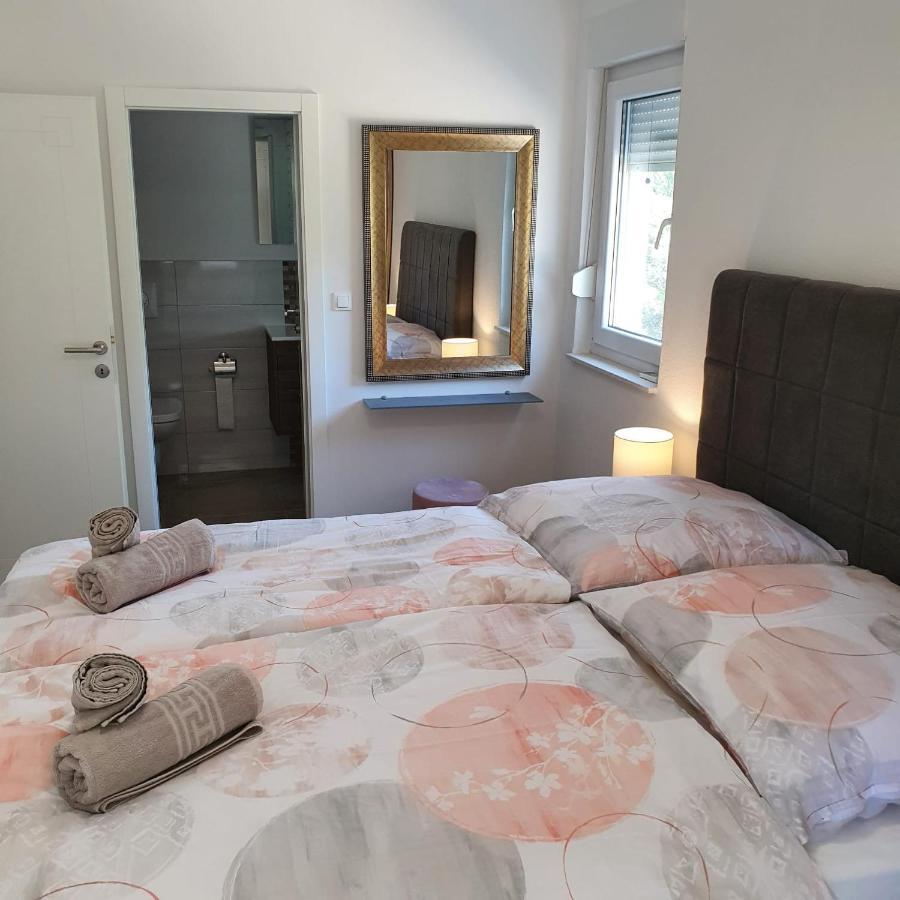 Villa Botic Trogir Buitenkant foto